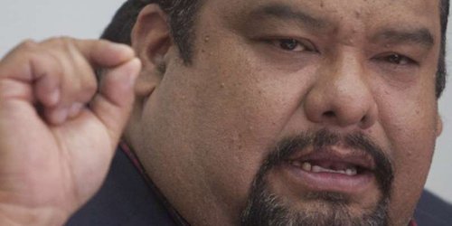 UIF congela cuentas a 21 personas ligadas a red de trata y corrupción