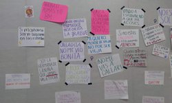 Tendedero de denuncias por acoso sexual en el COBACH 28