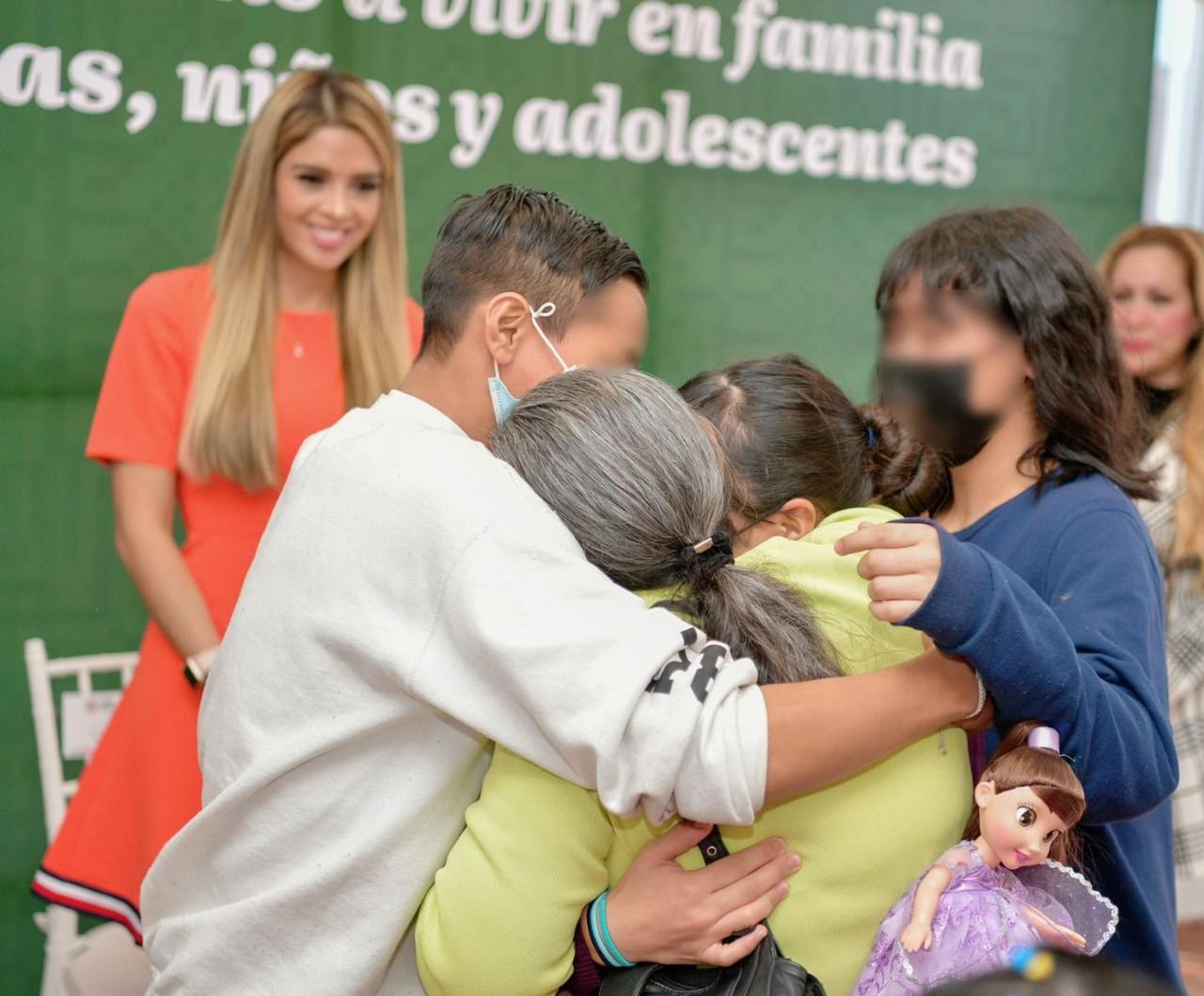 Restituye DIF Estatal El Derecho A Vivir En Familia A 17 Menores De