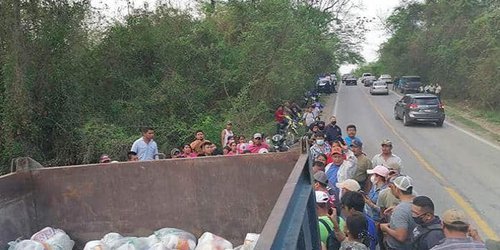 Vinculan a proceso por delito electoral a chofer de camión con despensas de Aquismón