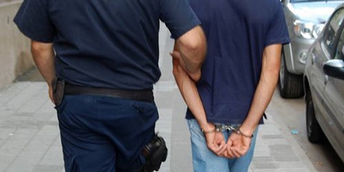 Detuvieron a tipo que drogado golpeó a su madre en Puestecitos