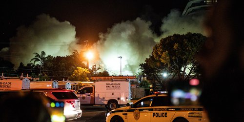 Miami: Detonan explosivos para demoler restos de edificio