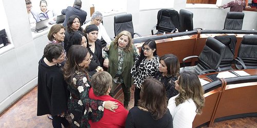Diputadas pugnan por acciones efectivas para prevenir y sancionar violencia contra mujeres y niñas