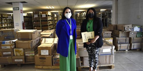 Dona SEGE 670 kilos de papel a Comisión Nacional de Libros de Texto Gratuito