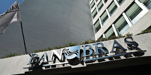 Facilitarán acceso a créditos de Banobras, a municipios