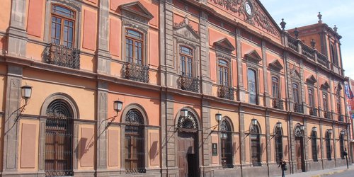 UASLP prepara clases de forma semipresencial para el próximo semestre