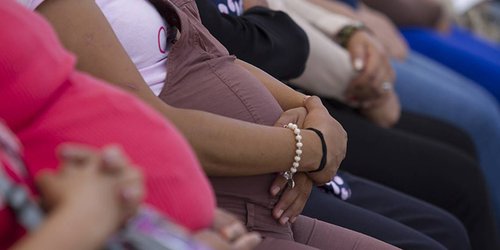 Municipios huastecos registran alto índice de embarazos no deseados en adolescentes