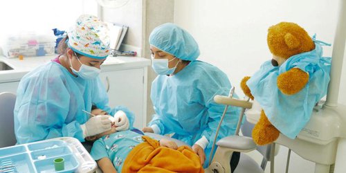 Diputados eliminan artículo de los fideicomisos sobre el Insabi