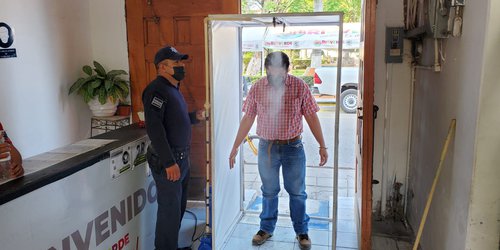 Instalan filtro sanitizante anticovid en la entrada  a la Alcaldía