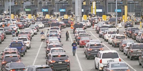 Deben cerrarse las fronteras del país y suspenderse el programa Paisano