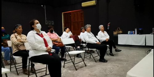 Capacitan a funcionarios municipales en prevención de suicidio