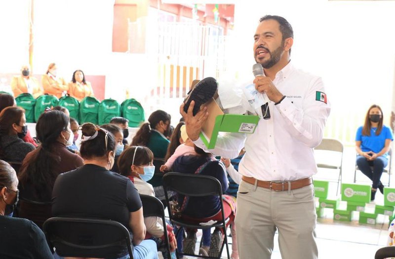ignacio-segura_calzado_escolar.jpeg