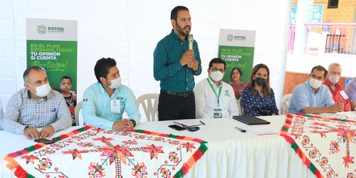 Gran participación ciudadana en Primer Foro Regional del PED, en Axtla