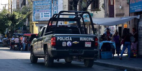 Acusan a policía municipal de solo detener a "borrachitos"