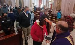 Retornan fieles a las iglesias por semáforo verde y vacunación