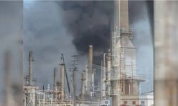 Dos empleados heridos en incendio en refinería en el sur de Oklahoma