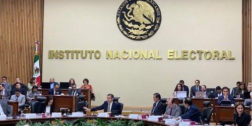 Niega INE que consejeros participen en Bloque Opositor Amplio