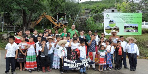 Inicia rehabilitación del Parque Luis Donaldo Colosio en Pinihuán