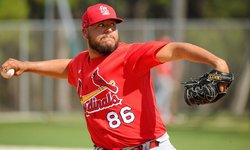 Debuta el potosino Jesús Cruz con Cardenales de SL