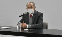 Terminando proceso de vacunación de personal de Salud, inicia en la tercera edad: Gobernador