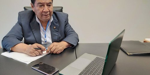 Fallece primer senador de Covid-19, tras brote en el Senado
