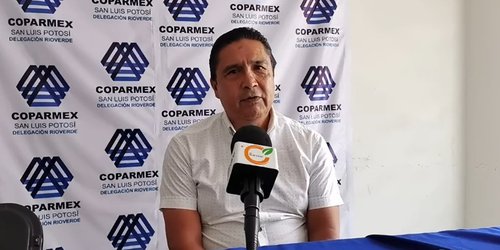 Coparmex Rioverde a favor de los parquímetros