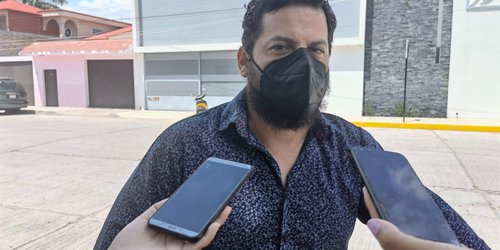 Renuncia a militancia del PAN dirigente del comité municipal