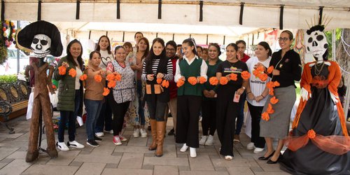 La presidenta del SMDIF Karina Quintero inauguró el mercadito Rio-Xanto 2023