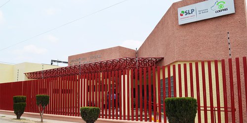 Delincuentes penetran a laboratorio estatal de Salud Pública en SLP