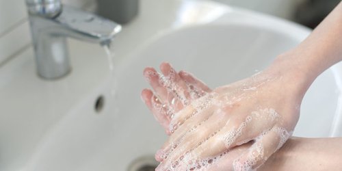 El 80 por ciento de las infecciones son por mala higiene en las manos: Salud