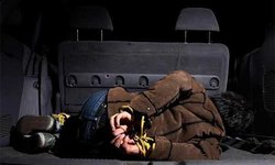 “Levantan” a joven del Refugio, y lo abandonan en gasolinera de Atotonilco