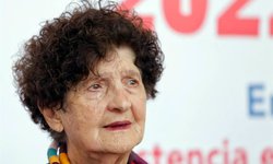 "Perdemos cuerpos femeninos de manera monstruosa": Escritora Margo Glantz