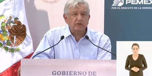 PEMEX anuncia el hallazgo de un "gigante" campo petrolero en Tabasco