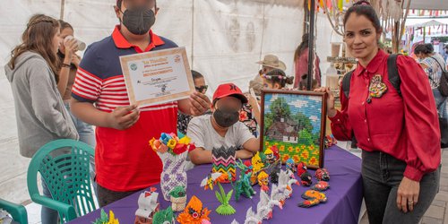 En el DIF ayudan a niñas y niños a emprender