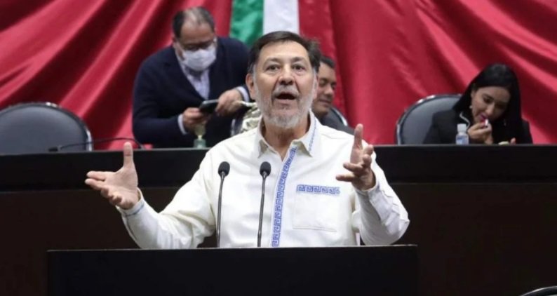 Fernández Noroña presenta iniciativa para eliminar el horario de verano