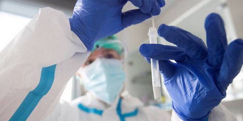 Hay dos casos confirmados de la variante ómicron en el estado, y cuatro más están en estudio.