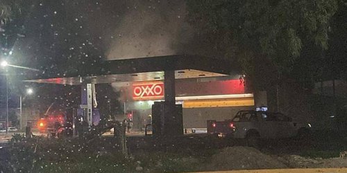 Terror en Guanajuato y Jalisco: queman Oxxos, autos y afectan negocios