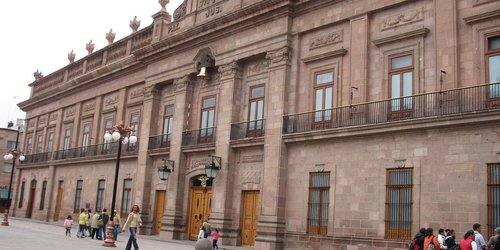 Entrampado el diálogo con el SUTSGE: Pide reinstalación de trabajadores