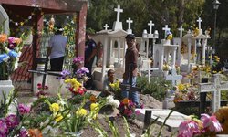 En Soledad también abrirán cementerios por Días de Muertos