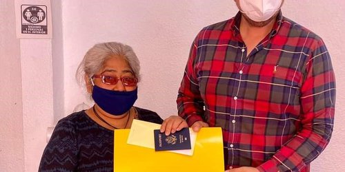 Tramita Enlace Internacional pasaporte de emergencia para hija de familia rioverdense