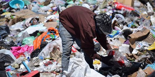 Más de 40 pepenadores trabajan bajo estrictas medidas sanitarias en el relleno sanitario
