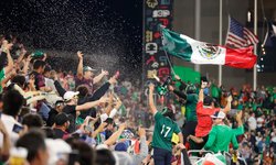 La inútil gira 'molera' de México rumbo a Qatar 2022; juega horrible, pero cómo vende