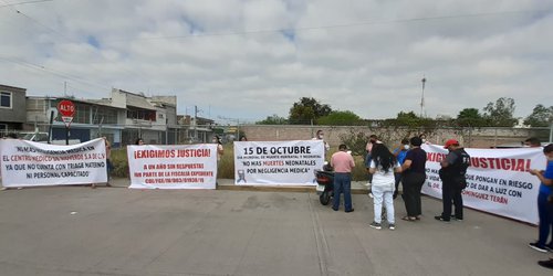 Exigen justicia por presunta negligencia ocurrida en clínica particular de Rioverde