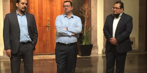 Daniel Pedroza nombra a Austreberto Regil González como nuevo procurador fiscal