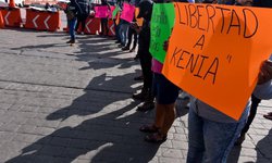 Con plantón, exigen liberación a FGR de la activista Kenia Hernández