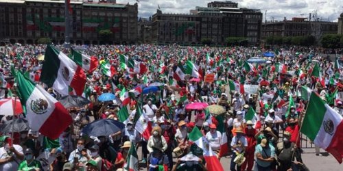 Responden miles a reto de AMLO