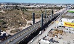 Puente vehicular en Circuito Potosí se inaugurará en breve: SEDUVOP
