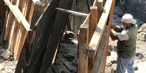 Avanza ampliación de puente vehicular en barrio Los Ángeles