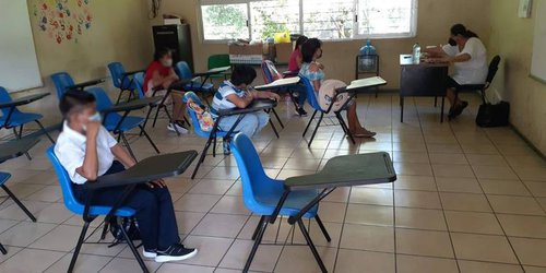 Clases presenciales de educación básica se posponen una semana más