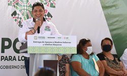 Seguro de gastos médicos a mujeres, en mayo: Gobernador